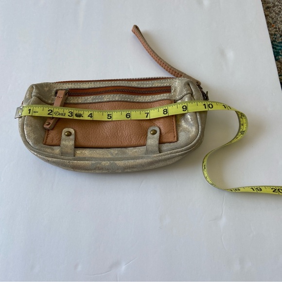 Anthropologie Schuler & Sons Philadelphia Distressed Metallic clutch - EUC - Picture 4 of 8